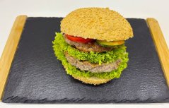 Bigburger - dvojitá porce masa