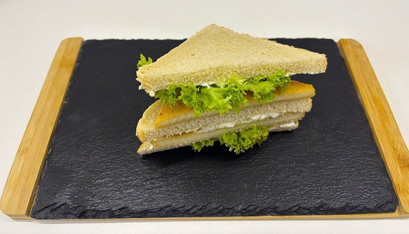 Toast se smaženým sýrem